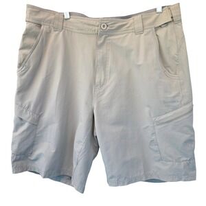 Simms Guide Series Fishing Shorts Khaki XL Quick Dry Performance Zip Pockets